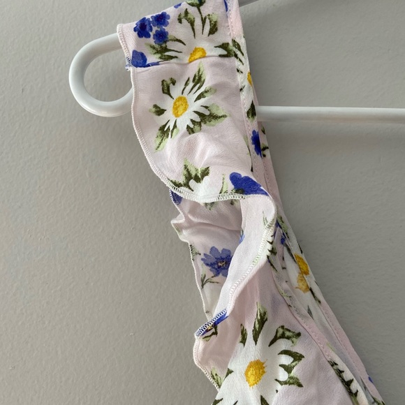 Forever21 Floral Cropped Tank Top - Picture 3 of 5